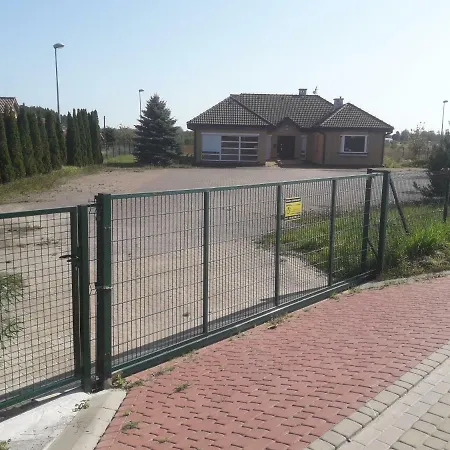 Dom Nad Morzem Ustka/ Przewloka 120 M2 700m Do Morza *